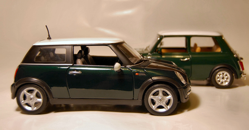 Illustration for article titled LaLD Car Week: Thursday on the Thames - Mini Coopers